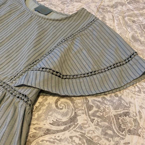 Skies Are Blue Top - Picture 5 of 9